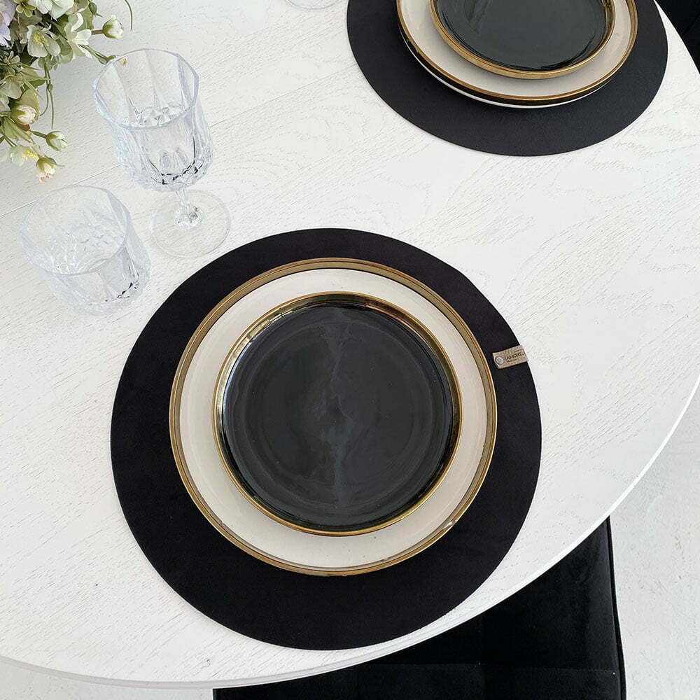 ovalo formos veliuriniai stalo padekliukai juodi 3