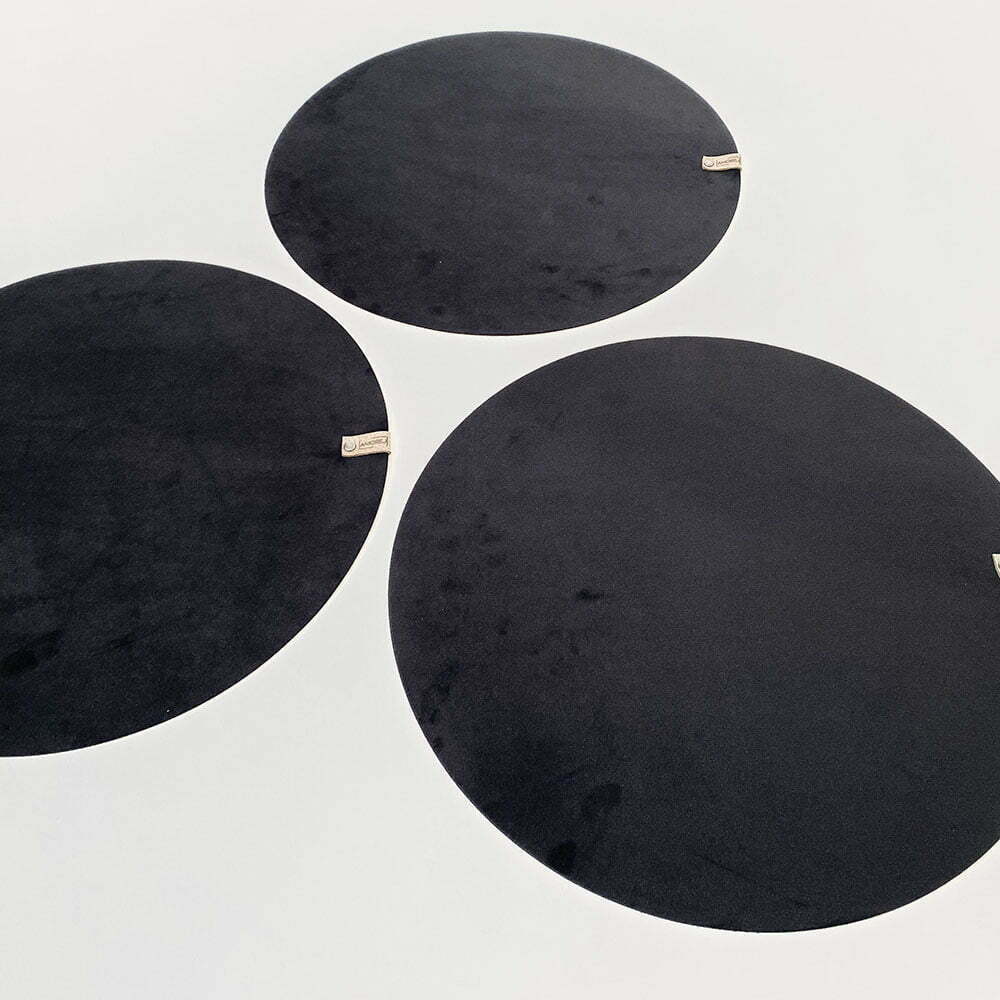 ovalo formos veliuriniai stalo padekliukai juodi 6