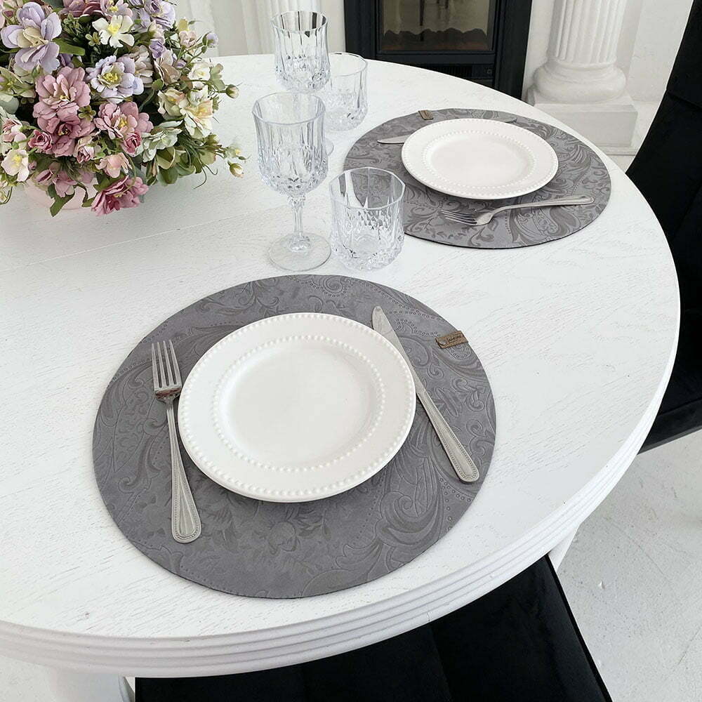 ovalo formos veliuriniai stalo padekliukai pilkos spalvos 4