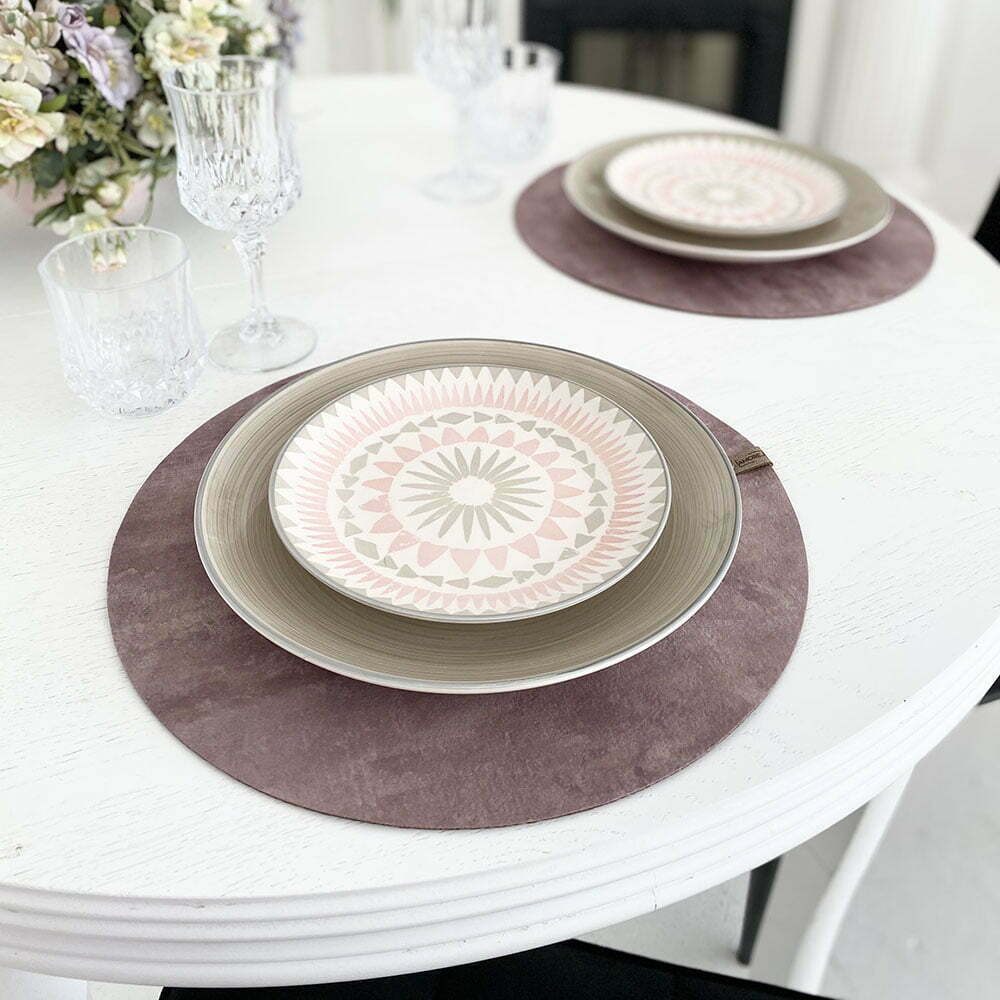 ovalo formos veliuriniai stalo padekliukai rozines spalvos 4