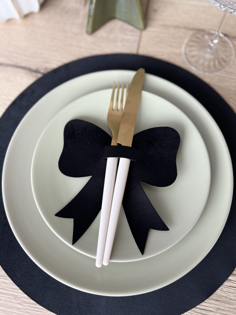 Stalo įrankių laikiklis papuošimas Kaspinas (stlir20) - AMOREJ.LT