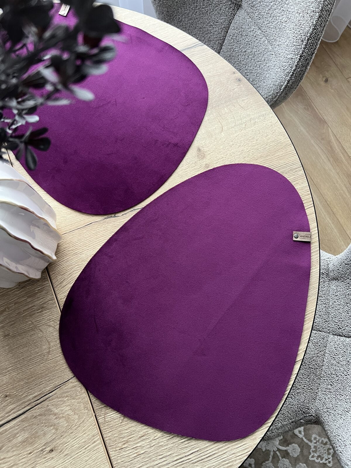 violetines spalvos stalo padekliukai amorej scaled