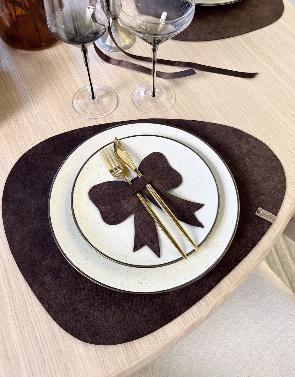 Stalo padėkliukai Amorej Tamsios rudos spalvos