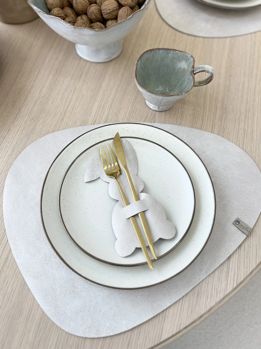 Stalo įrankių laikiklis papuošimas Zuikis Nude spalvos (stlir77)