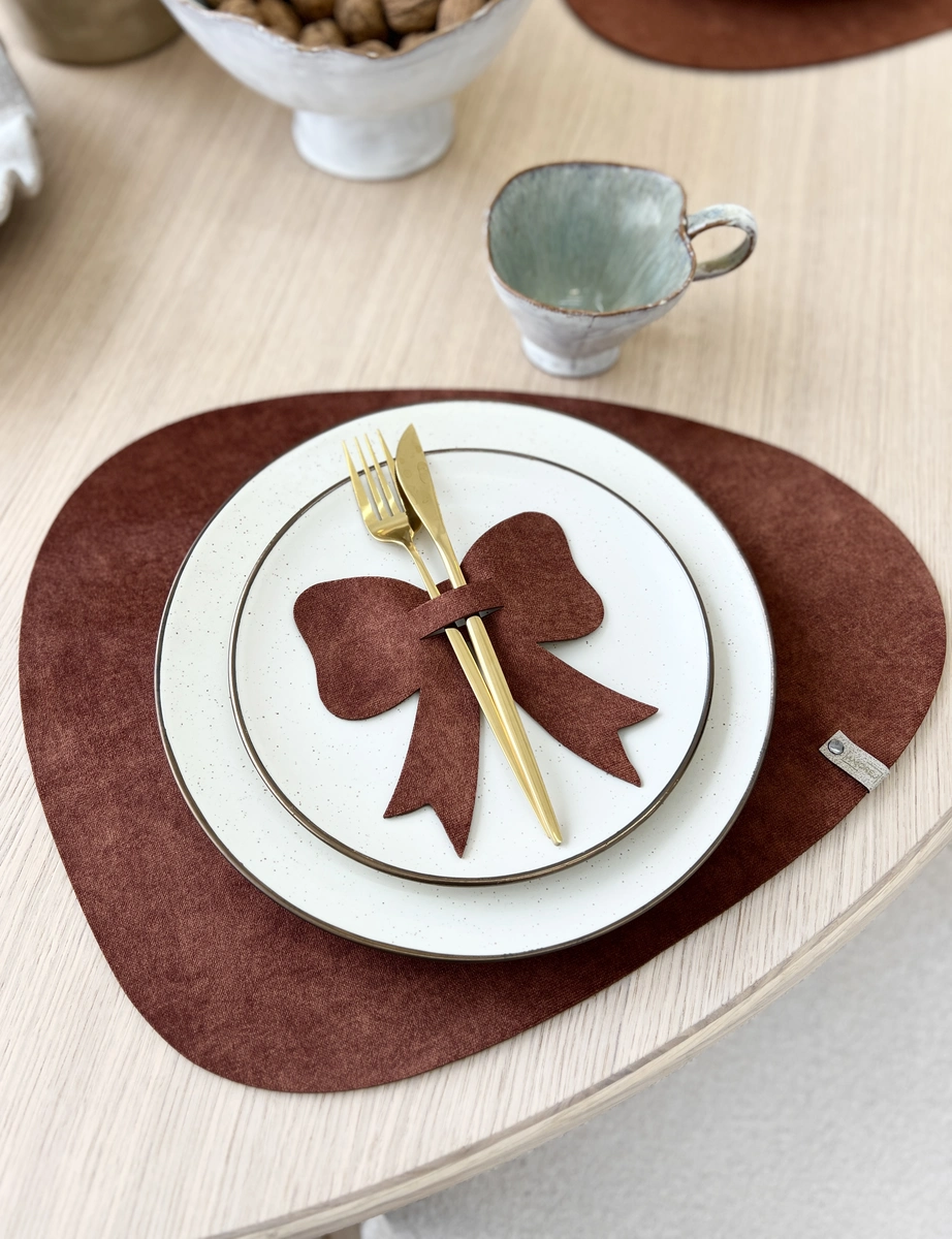 Stalo įrankių laikiklis papuošimas Kaspinas