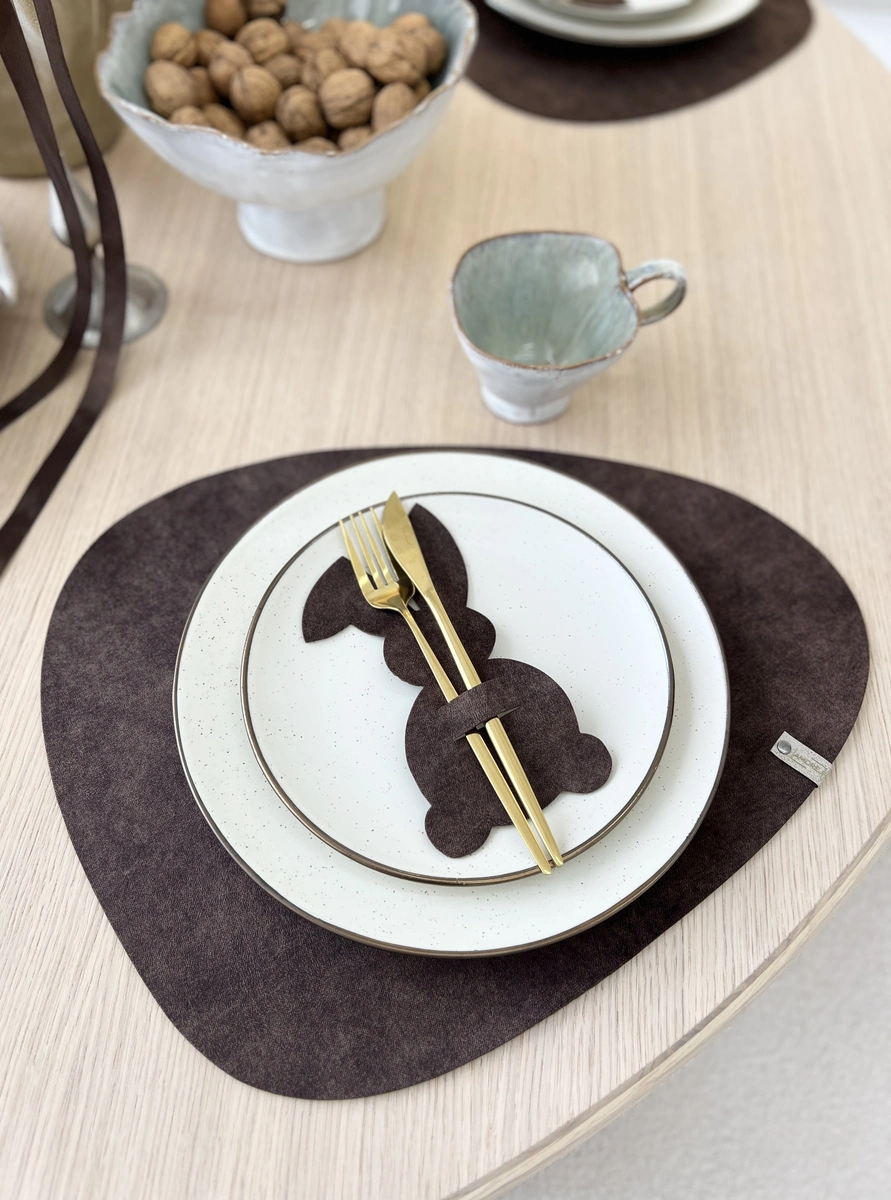 Stalo įrankių laikiklis papuošimas Zuikis Tamsios Rudos spalvos (stlir79)